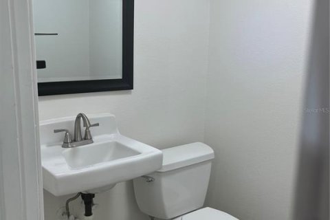 Immobilier commercial à louer à DeLand, Floride: 135.54 m2 № 2108847 - photo 14