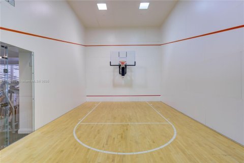 Купить кондоминиум в Майами, Флорида 3 спальни, 233.18м2, № 2021157 - фото 28