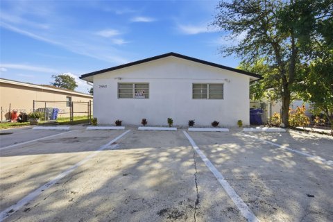 Снять в аренду виллу или дом в Холливуд, Флорида 3 спальни, 320.51м2, № 2007401 - фото 15