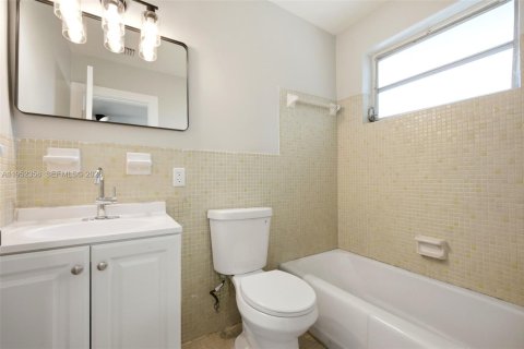 Снять в аренду виллу или дом в Холливуд, Флорида 3 спальни, 320.51м2, № 2007401 - фото 11