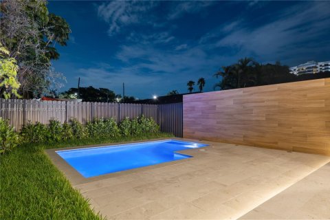 Townhouse in Miami, Florida 4 bedrooms, 224.45 sq.m. № 1954072 - photo 30