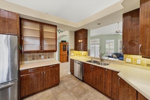 Casa en venta en Bradenton, Florida, 4 dormitorios, 233.37 m2 № 1736388 - foto 9