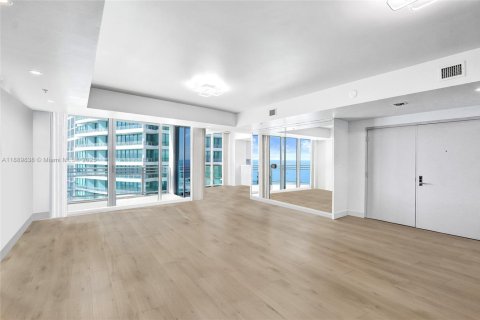 Copropriété à louer à Hollywood, Floride: 3 chambres, 209.96 m2 № 1944290 - photo 13