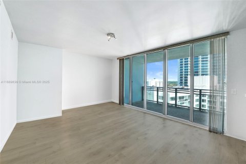 Copropriété à louer à Hollywood, Floride: 3 chambres, 209.96 m2 № 1944290 - photo 15