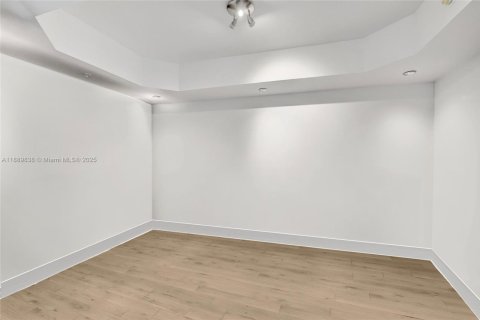 Copropriété à louer à Hollywood, Floride: 3 chambres, 209.96 m2 № 1944290 - photo 23