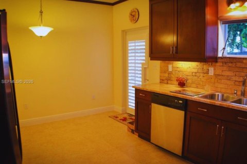 Casa en alquiler en Miami, Florida, 3 dormitorios, 114.83 m2 № 2052004 - foto 12
