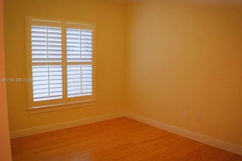 Casa en alquiler en Miami, Florida, 3 dormitorios, 114.83 m2 № 2052004 - foto 6