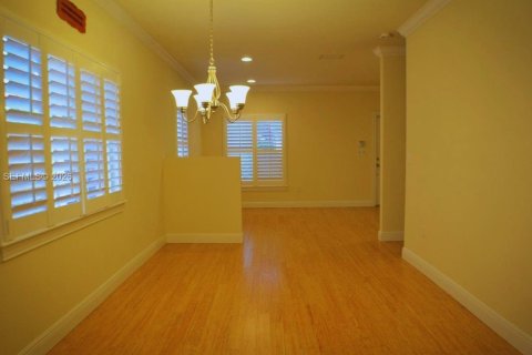 Casa en alquiler en Miami, Florida, 3 dormitorios, 114.83 m2 № 2052004 - foto 15