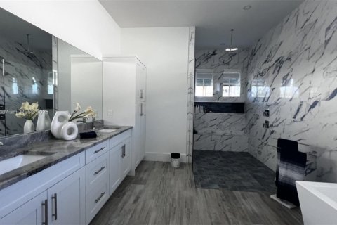 Villa ou maison à vendre à Marco Island, Floride: 3 chambres № 1949234 - photo 24