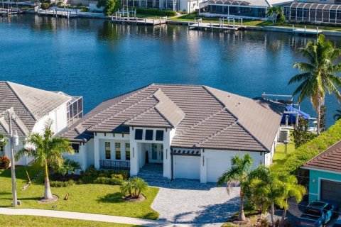 Villa ou maison à vendre à Marco Island, Floride: 3 chambres № 1949234 - photo 1