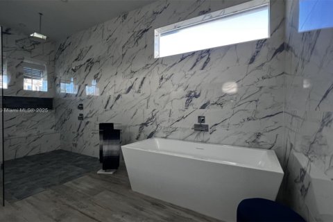 Villa ou maison à vendre à Marco Island, Floride: 3 chambres № 1949234 - photo 25