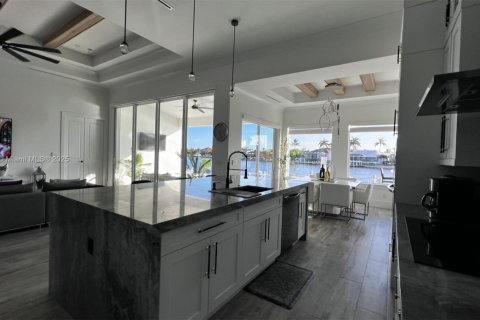 Villa ou maison à vendre à Marco Island, Floride: 3 chambres № 1949234 - photo 14