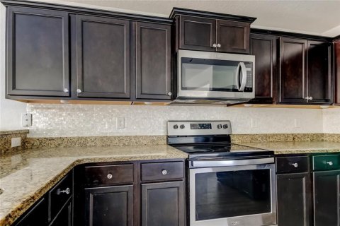 Casa en venta en Ruskin, Florida, 4 dormitorios, 171.4 m2 № 1913347 - foto 17