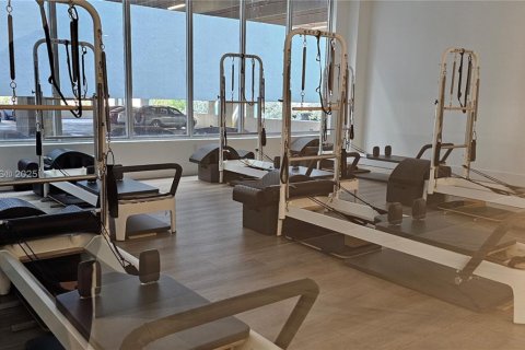 Condominio en venta en Doral, Florida, 1 dormitorio, 91.88 m2 № 1961756 - foto 23