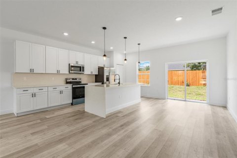 House in Ocala, Florida 4 bedrooms, 164.81 sq.m. № 1822709 - photo 6