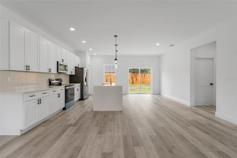 House in Ocala, Florida 4 bedrooms, 164.81 sq.m. № 1822709 - photo 7