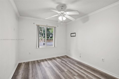 Купить виллу или дом в Санрайз, Флорида 4 спальни, 242.66м2, № 2038357 - фото 20