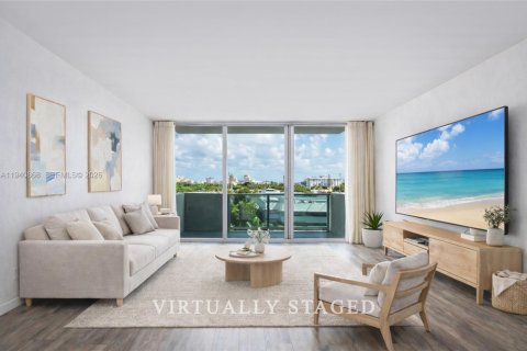 Condo in Miami Beach, Florida, 1 bedroom  № 2060069
