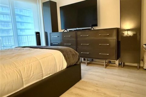 Снять в аренду кондоминиум в Майами, Флорида 1 спальня, 74.6м2, № 2046143 - фото 14
