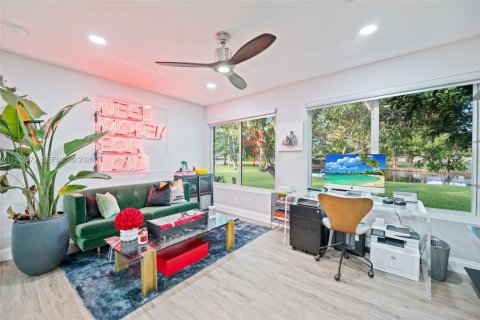 Casa en venta en Plantation, Florida, 4 dormitorios, 238.11 m2 № 2023681 - foto 16