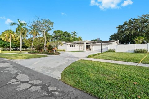 Casa en venta en Plantation, Florida, 4 dormitorios, 238.11 m2 № 2023681 - foto 7