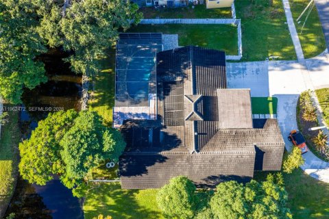 Casa en venta en Plantation, Florida, 4 dormitorios, 238.11 m2 № 2023681 - foto 6