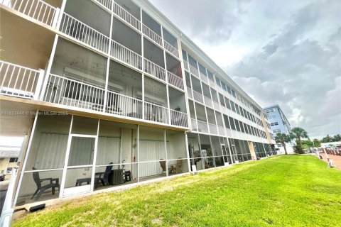 Copropriété à vendre à Fort Lauderdale, Floride: 2 chambres, 89.19 m2 № 1817589 - photo 26