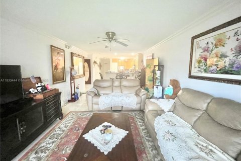 Copropriété à vendre à Fort Lauderdale, Floride: 2 chambres, 89.19 m2 № 1817589 - photo 12