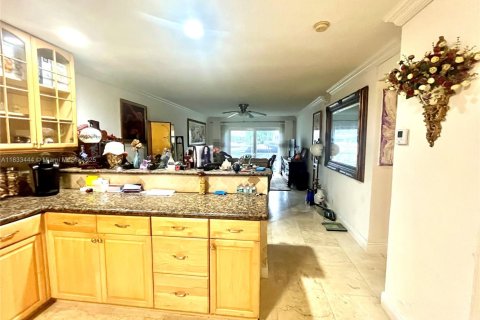 Copropriété à vendre à Fort Lauderdale, Floride: 2 chambres, 89.19 m2 № 1817589 - photo 4