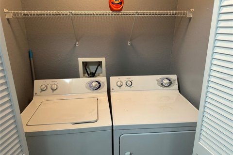 Снять в аренду кондоминиум в Сарасота, Флорида 6 комнат, 122.26м2, № 2093593 - фото 9