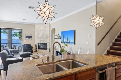 House in Cocoa, Florida 5 bedrooms, 346.25 sq.m. № 1704732 - photo 30