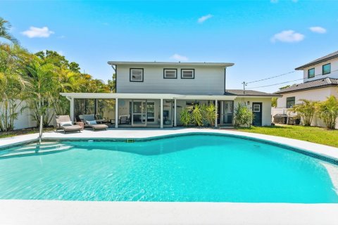 Villa ou maison à vendre à Saint Petersburg, Floride: 3 chambres, 149.76 m2 № 2210703 - photo 2