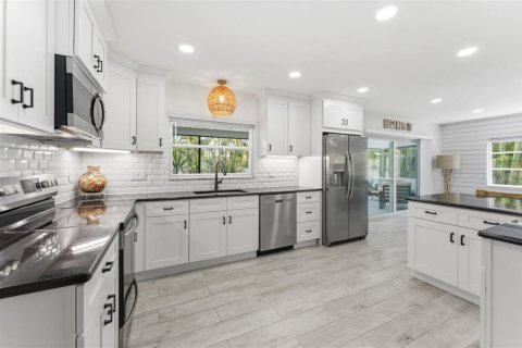 Villa ou maison à vendre à Saint Petersburg, Floride: 3 chambres, 149.76 m2 № 2210703 - photo 7