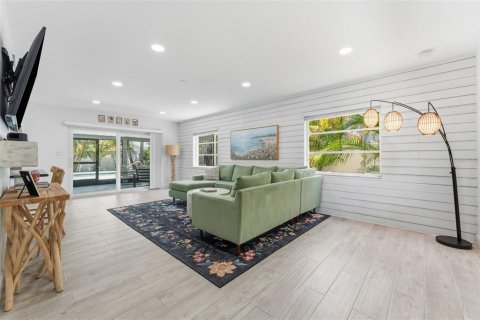 Villa ou maison à vendre à Saint Petersburg, Floride: 3 chambres, 149.76 m2 № 2210703 - photo 3