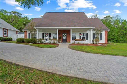 Casa en Brooksville, Florida 3 dormitorios, 392.05 m2 № 2136044