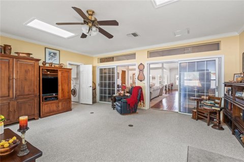 Casa en venta en Brooksville, Florida, 3 dormitorios, 392.05 m2 № 2136044 - foto 16