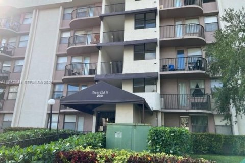 Condominio en Coral Springs, Florida, 1 dormitorio № 2006481