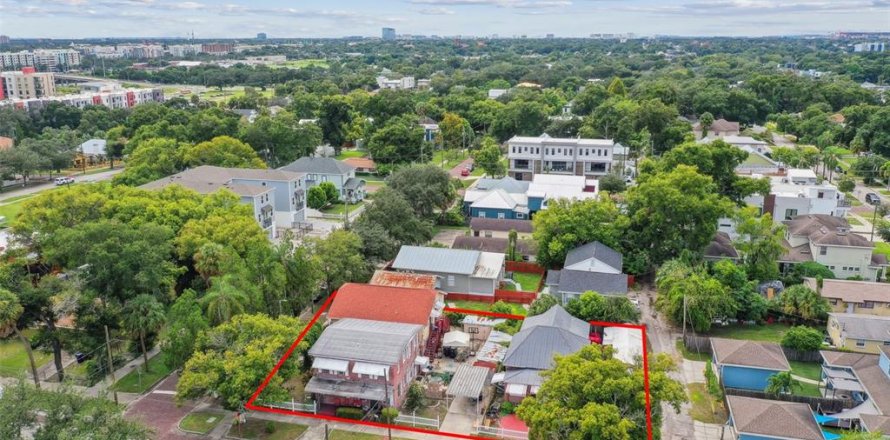 Land in Tampa, Florida № 1885996