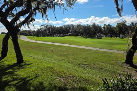 Casa en venta en Spring Hill, Florida, 3 dormitorios, 140.84 m2 № 2385610 - foto 2