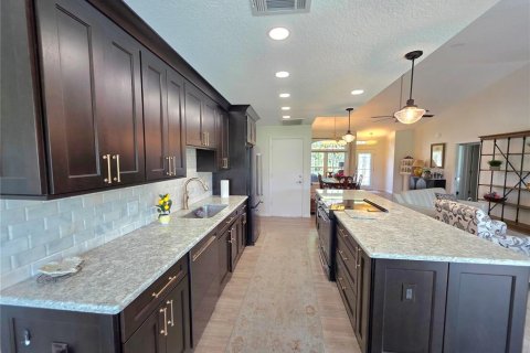 Casa en venta en Spring Hill, Florida, 3 dormitorios, 140.84 m2 № 2385610 - foto 12