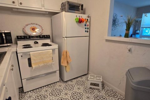 Condo in Deerfield Beach, Florida, 1 bedroom  № 2175842 - photo 6