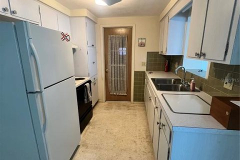 Casa en venta en Holiday, Florida, 2 dormitorios, 104.79 m2 № 1912078 - foto 5