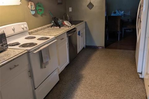 House in Sanford, Florida 3 bedrooms, 116.41 sq.m. № 1906937 - photo 5