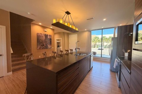 Touwnhouse à vendre à Kissimmee, Floride: 3 chambres, 203.92 m2 № 2128944 - photo 5
