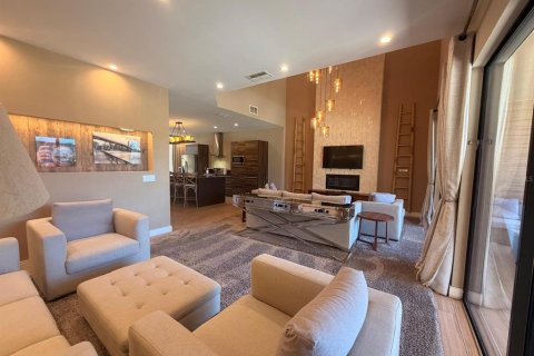 Touwnhouse à vendre à Kissimmee, Floride: 3 chambres, 203.92 m2 № 2128944 - photo 11