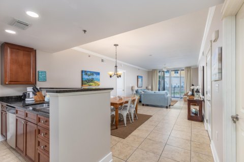 Condominio en venta en Fort Walton Beach, Florida, 2 dormitorios, 120.03 m2 № 560433 - foto 1