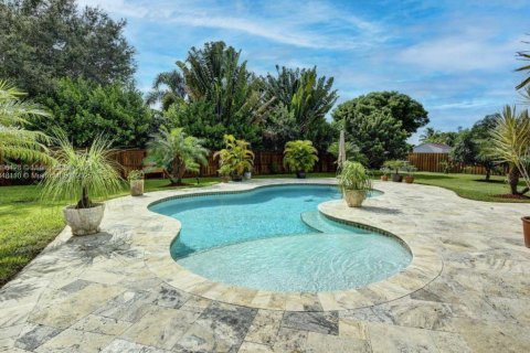 Villa ou maison à vendre à Homestead, Floride: 5 chambres, 263.56 m2 № 1848762 - photo 5