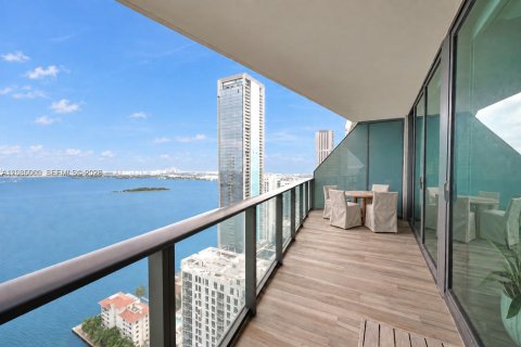 Copropriété à louer à Miami, Floride: 2 chambres, 102.84 m2 № 2357142 - photo 11