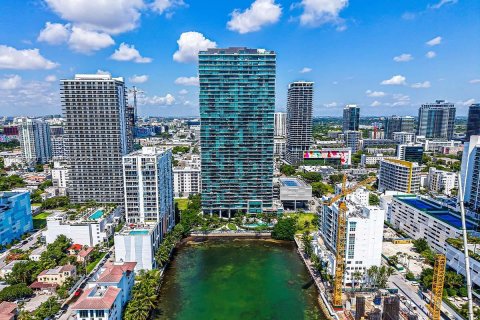 Copropriété à louer à Miami, Floride: 2 chambres, 102.84 m2 № 2357142 - photo 12