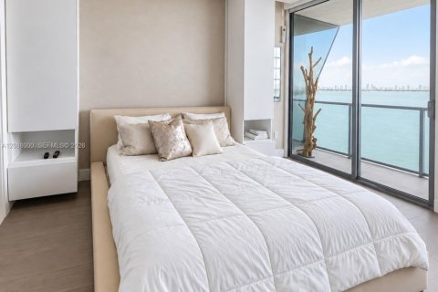 Copropriété à louer à Miami, Floride: 2 chambres, 102.84 m2 № 2357142 - photo 6